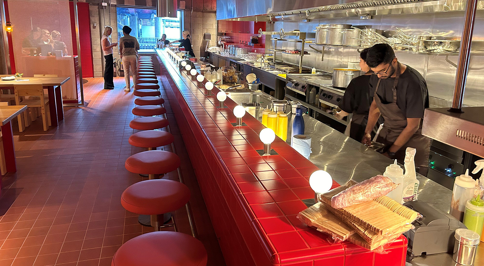 Kricket Canary Wharf